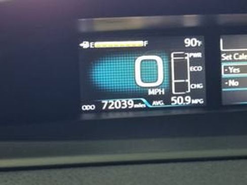 Used 2016 Toyota Prius Two FWD image 8