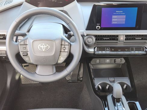 Used 2026 Toyota Prius LE image 30