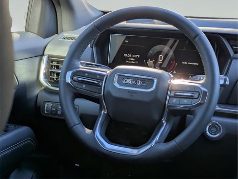 Used 2025 GMC Terrain Elevation w/ Black Edition image 18