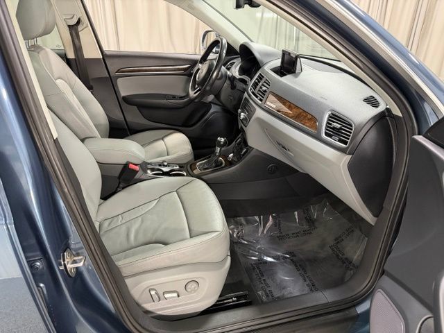 Used 2017 Audi Q3 2.0T Premium Plus AWD/4WD image 11