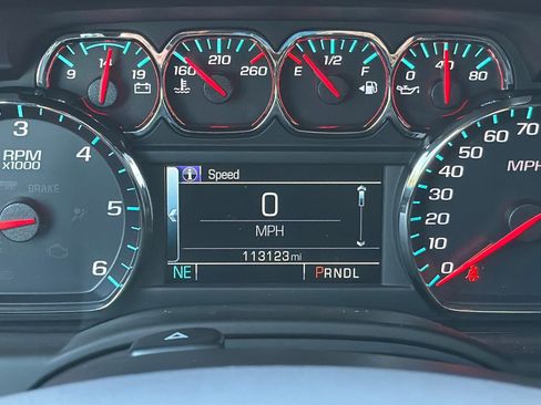 Used 2018 Chevrolet Tahoe LT image 25