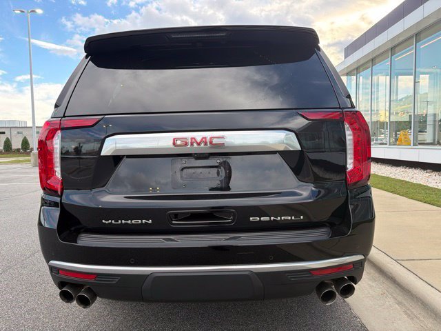 Used 2021 GMC Yukon Denali w/ Denali Premium Package AWD/4WD image 4