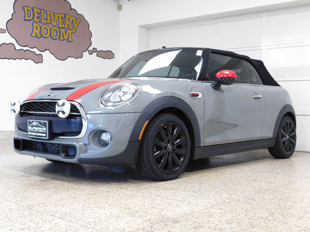 Used 2017 MINI Cooper S FWD image 2