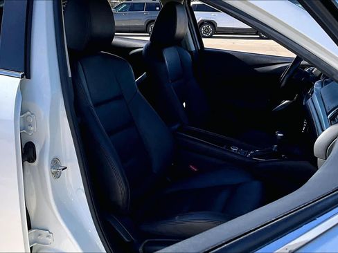 Used 2017 MAZDA MAZDA6 Touring w/ Touring Premium Package image 8