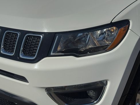 Used 2019 Jeep Compass Limited w/ Safety & Security Group AWD/4WD image 27