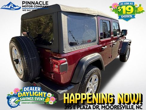 Used 2021 Jeep Wrangler Unlimited Sport S image 3