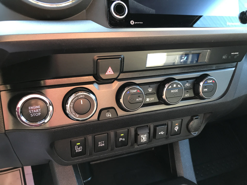 Certified 2023 Toyota Tacoma TRD Off-Road w/ Technology Package AWD/4WD image 20
