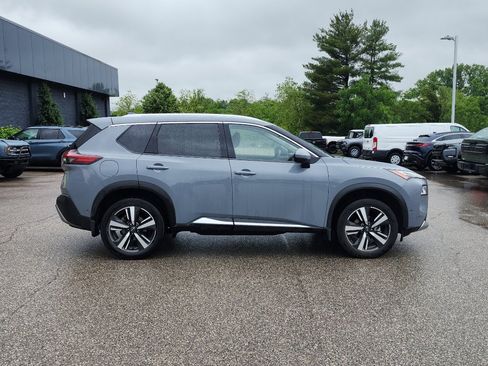 Used 2023 Nissan Rogue Platinum AWD/4WD image 8