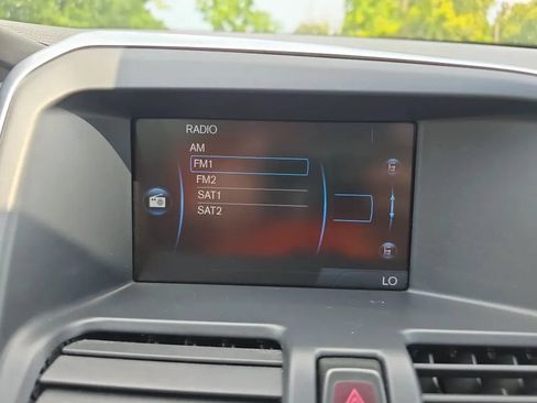Used 2015 Volvo XC60 T5 Premier Plus FWD image 28