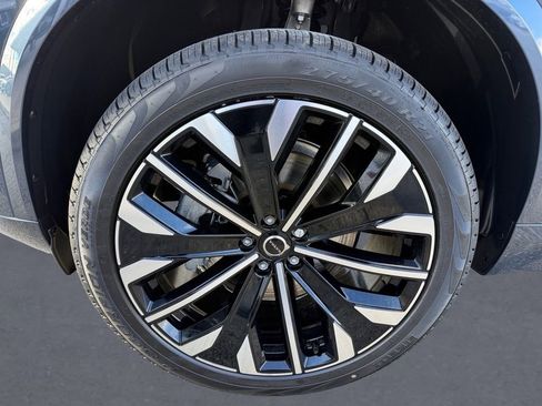 New 2026 Volvo XC90 B6 Ultra w/ Protection Package Premier image 8