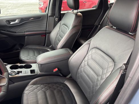 Certified 2024 Ford Escape ST-Line Elite w/ Premium Technology Package image 24