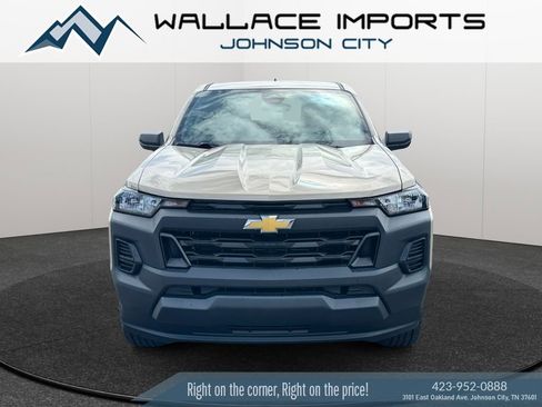 Used 2023 Chevrolet Colorado W/T RWD image 8