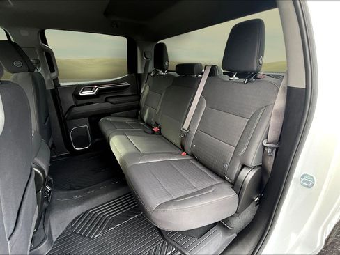 Used 2023 Chevrolet Silverado 1500 RST image 15