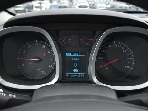 Used 2016 Chevrolet Equinox LTZ w/ Enhanced Convenience Package FWD image 32