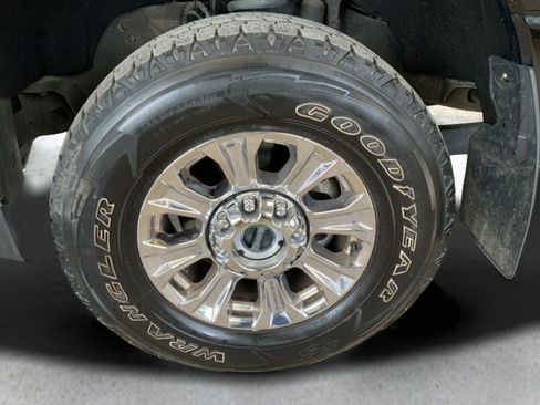 Used 2017 Ford F350 Lariat w/ Chrome Package AWD/4WD image 12
