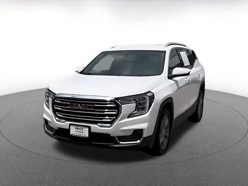 Used 2024 GMC Terrain SLT AWD/4WD image 7
