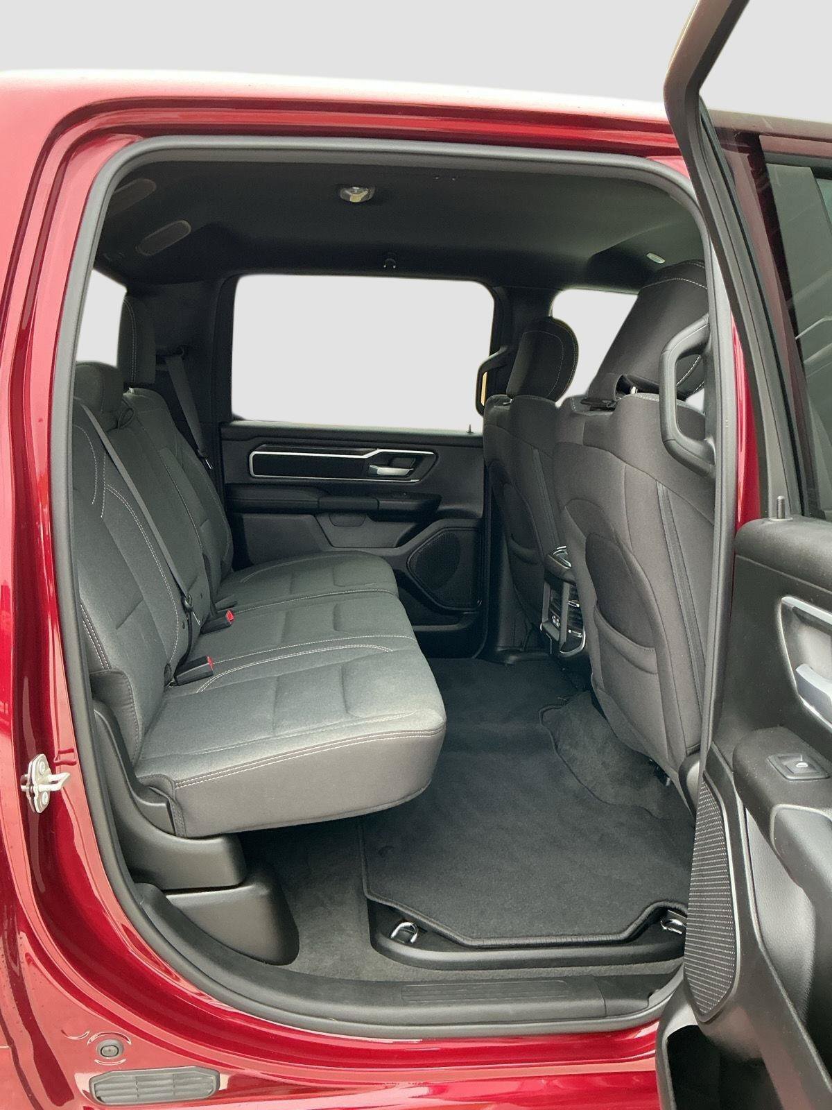 Used 2023 RAM 1500 Big Horn AWD/4WD image 22