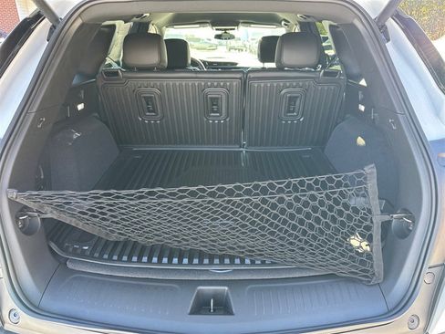 New 2026 Cadillac XT5 Luxury image 18