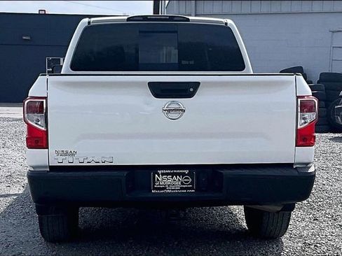 Used 2021 Nissan Titan S w/ S Utility Package image 5