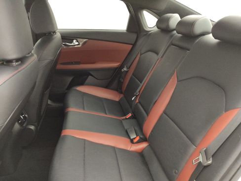 Used 2019 Kia Forte EX FWD image 18