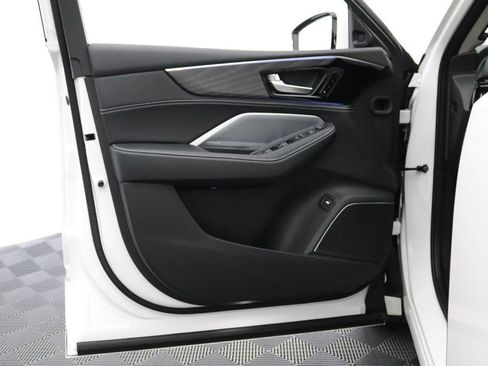 Certified 2026 Acura MDX SH-AWD w/ Advance Package image 13