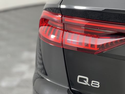 Used 2019 Audi Q8 Prestige w/ Interior Protection Package AWD/4WD image 12