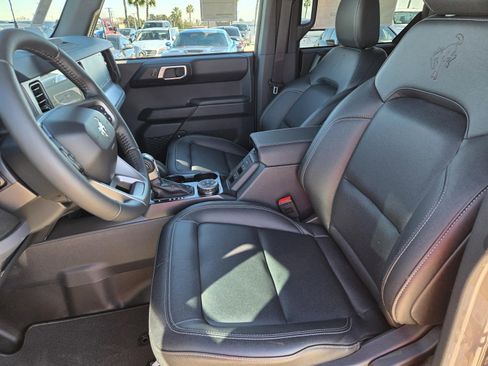 New 2025 Ford Bronco Badlands image 23