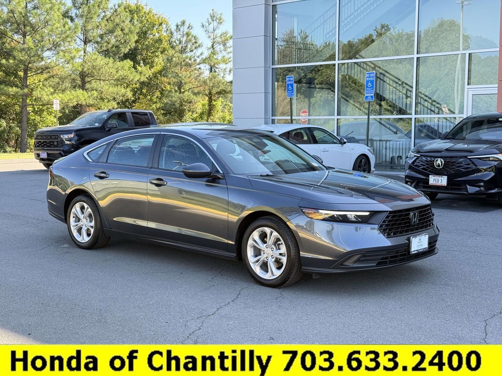 Used 2025 Honda Accord LX image 1