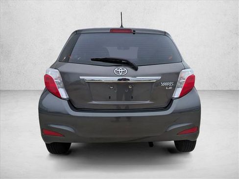 Used 2014 Toyota Yaris LE image 6