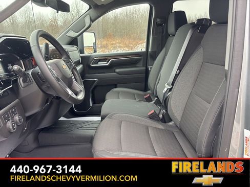 Certified 2025 Chevrolet Silverado 3500 LT w/ Convenience Package image 4