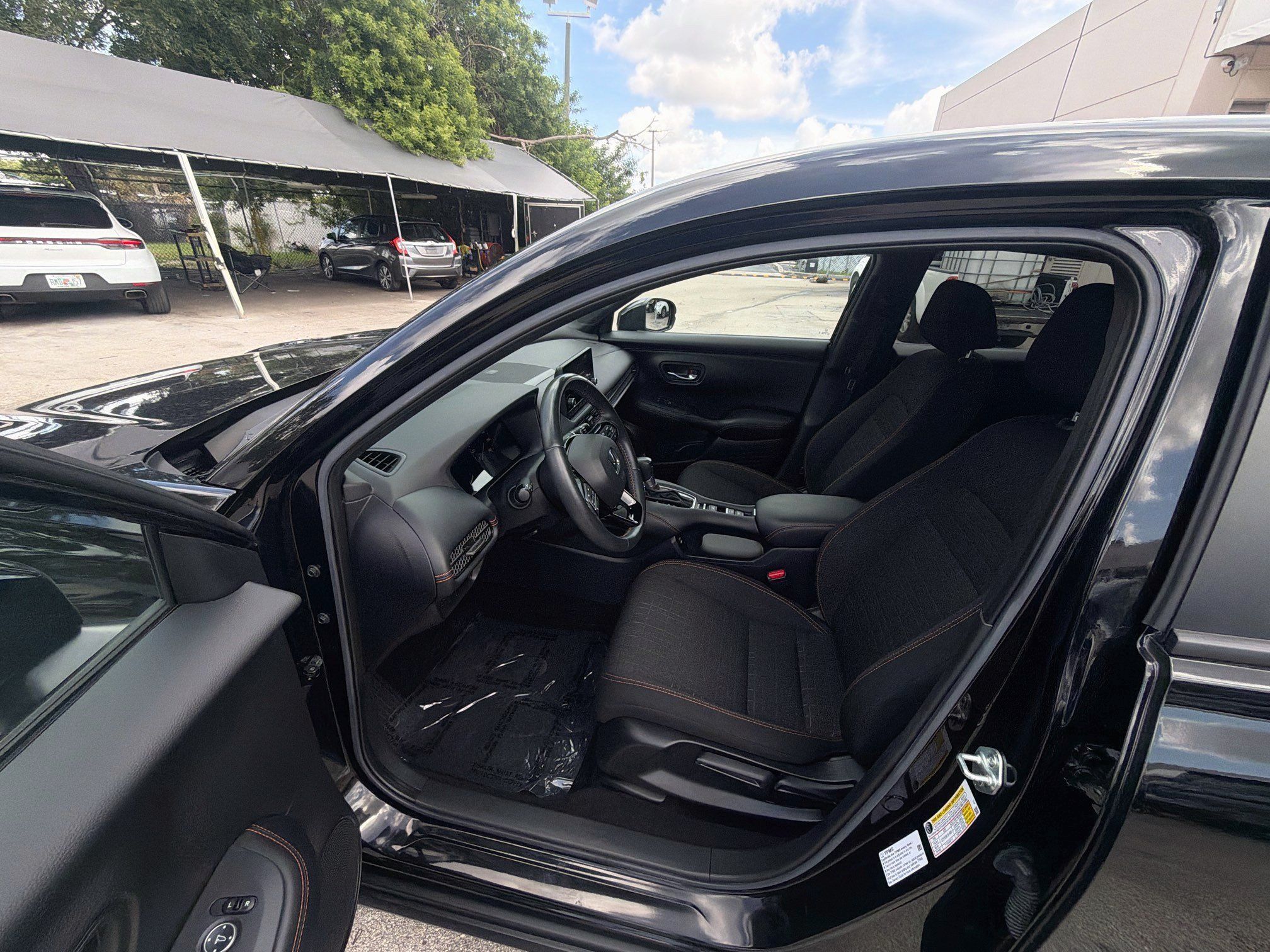 Used 2024 Honda HR-V Sport image 18
