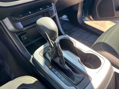 Used 2022 Chevrolet Colorado LT w/ LT Convenience Package image 30