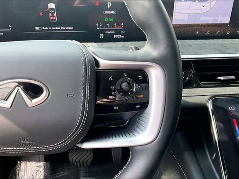 Certified 2025 INFINITI QX80 Sensory image 20