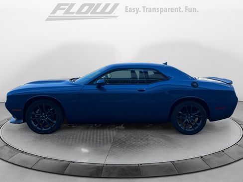Used 2022 Dodge Challenger GT w/ Plus Package image 5