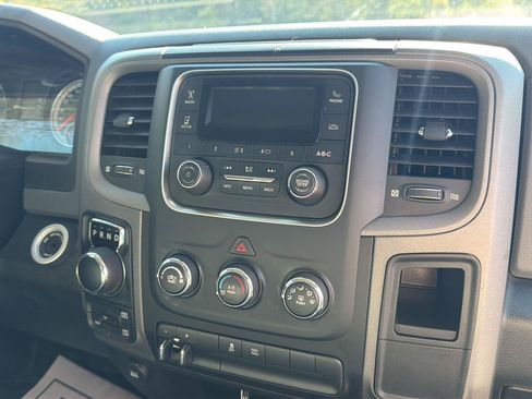 Used 2020 RAM 1500 Tradesman AWD/4WD image 28
