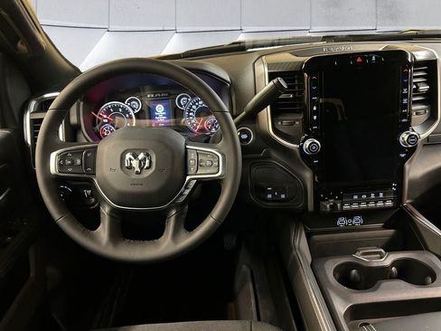 New 2026 RAM 2500 Big Horn AWD/4WD image 10