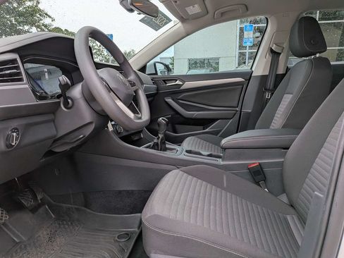 Used 2023 Volkswagen Jetta S FWD image 2