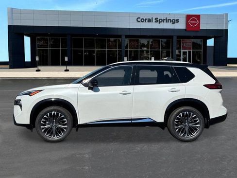 New 2026 Nissan Rogue Platinum AWD/4WD image 2