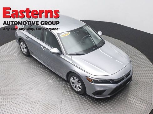 Used 2024 Honda Civic LX image 3