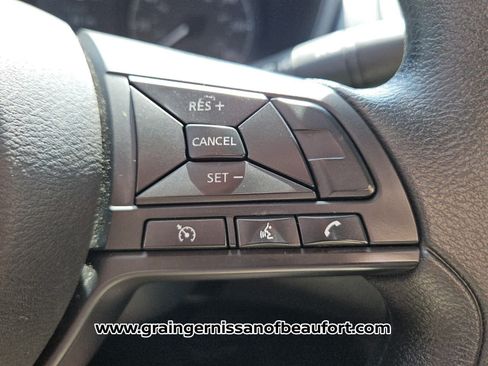 Used 2024 Nissan Altima 2.5 S FWD image 13