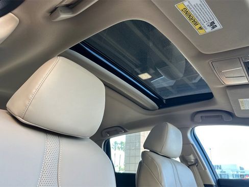 Certified 2025 Acura TLX w/ Technology Package image 13