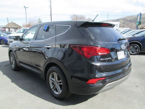 Used 2018 Hyundai Santa Fe Sport image 4