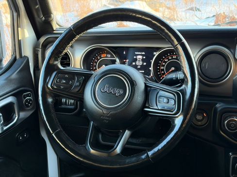 Used 2021 Jeep Wrangler Unlimited Sport image 19