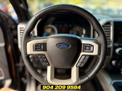 Used 2015 Ford F150 Lariat w/ Equipment Group 502A Luxury AWD/4WD image 20