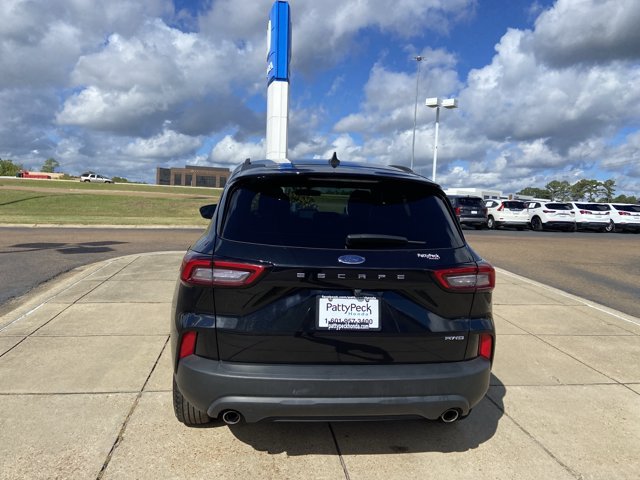 Used 2025 Ford Escape ST-Line AWD/4WD image 8