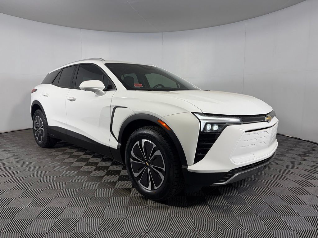 Used 2024 Chevrolet Blazer EV LT AWD/4WD image 5