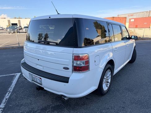Used 2017 Ford Flex SE FWD image 8