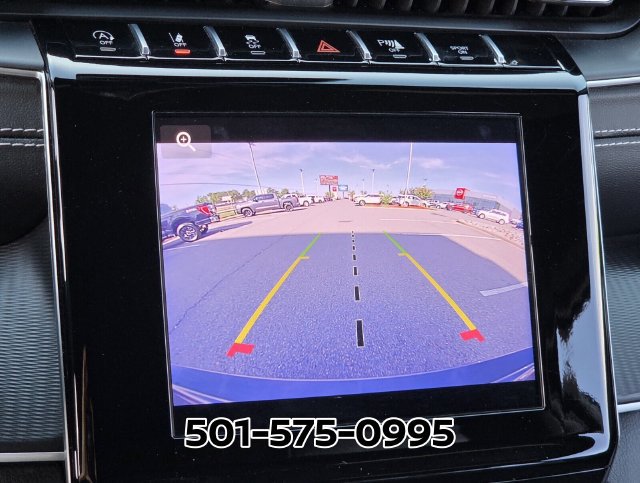 Used 2023 Jeep Grand Cherokee Altitude AWD/4WD image 25