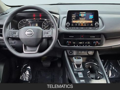 Certified 2026 Nissan Rogue SV FWD image 13