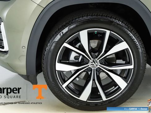 Used 2025 Volkswagen Atlas Cross Sport SEL Premium R-Line image 5
